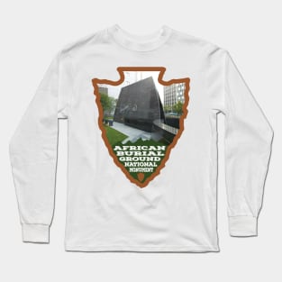 African Burial Ground National Monument photo arrowhead Long Sleeve T-Shirt